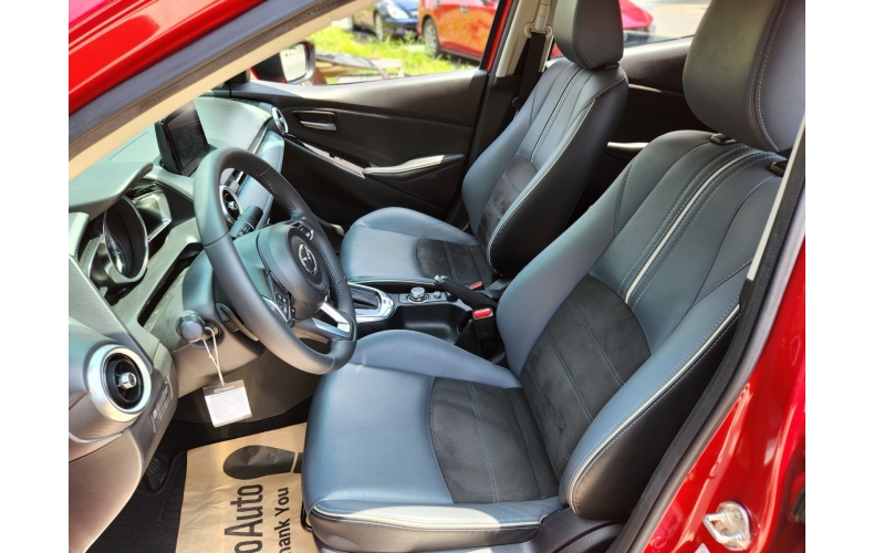 Mazda 2 2021