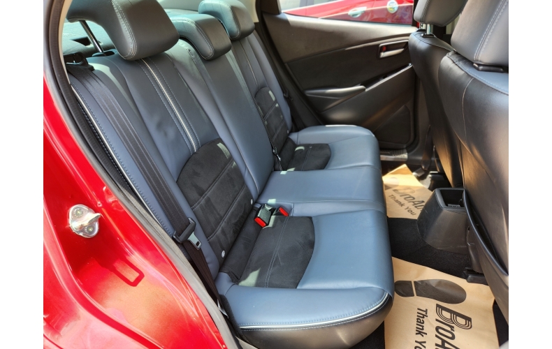 Mazda 2 2021