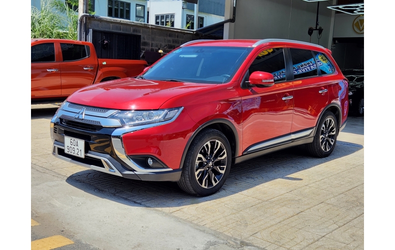 Mitsubishi Outlander CVT 2020