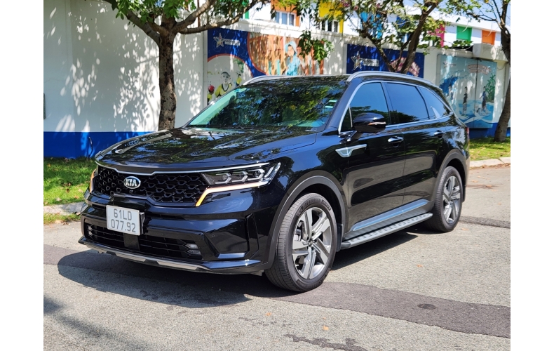 KIA Serento 2021 Signature  6 chỗ