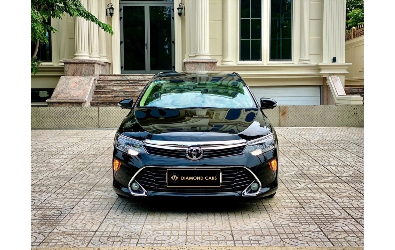 Toyota Camry 2.0E 2018