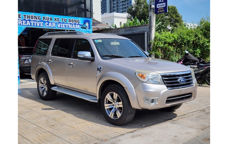 Ford Everest 2011