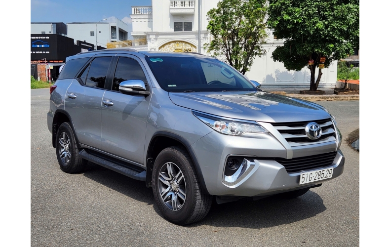 Toyota Fortuner 2017 máy dầu