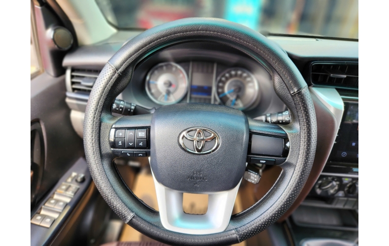 Toyota Fortuner 2017 máy dầu