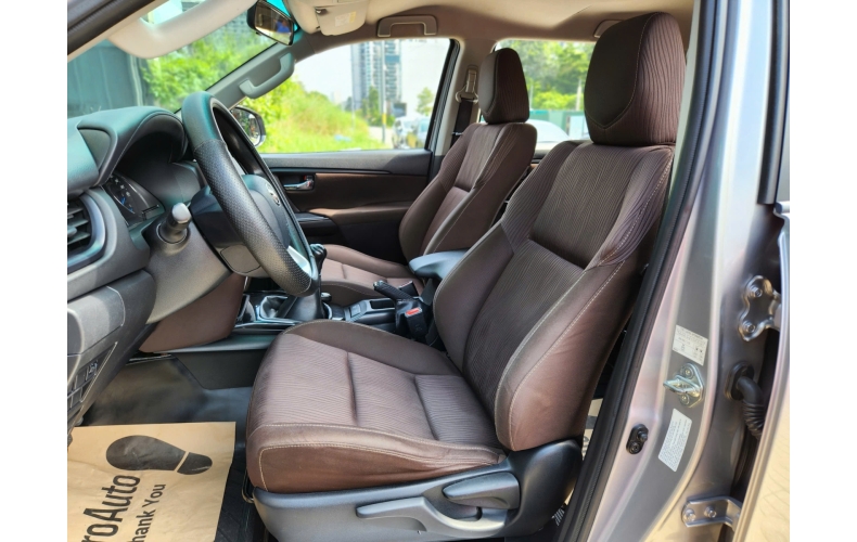 Toyota Fortuner 2017 máy dầu