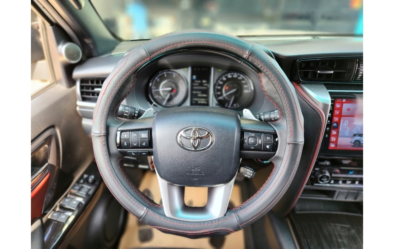 Toyota Fortuner Legender 2021