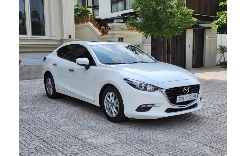 Mazda 3 2019