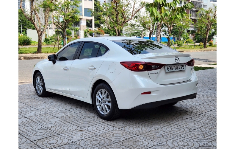 Mazda 3 2019