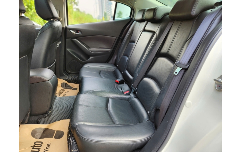 Mazda 3 2019